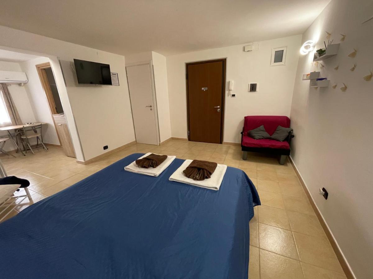 Blanda House Apartment Taranto Luaran gambar